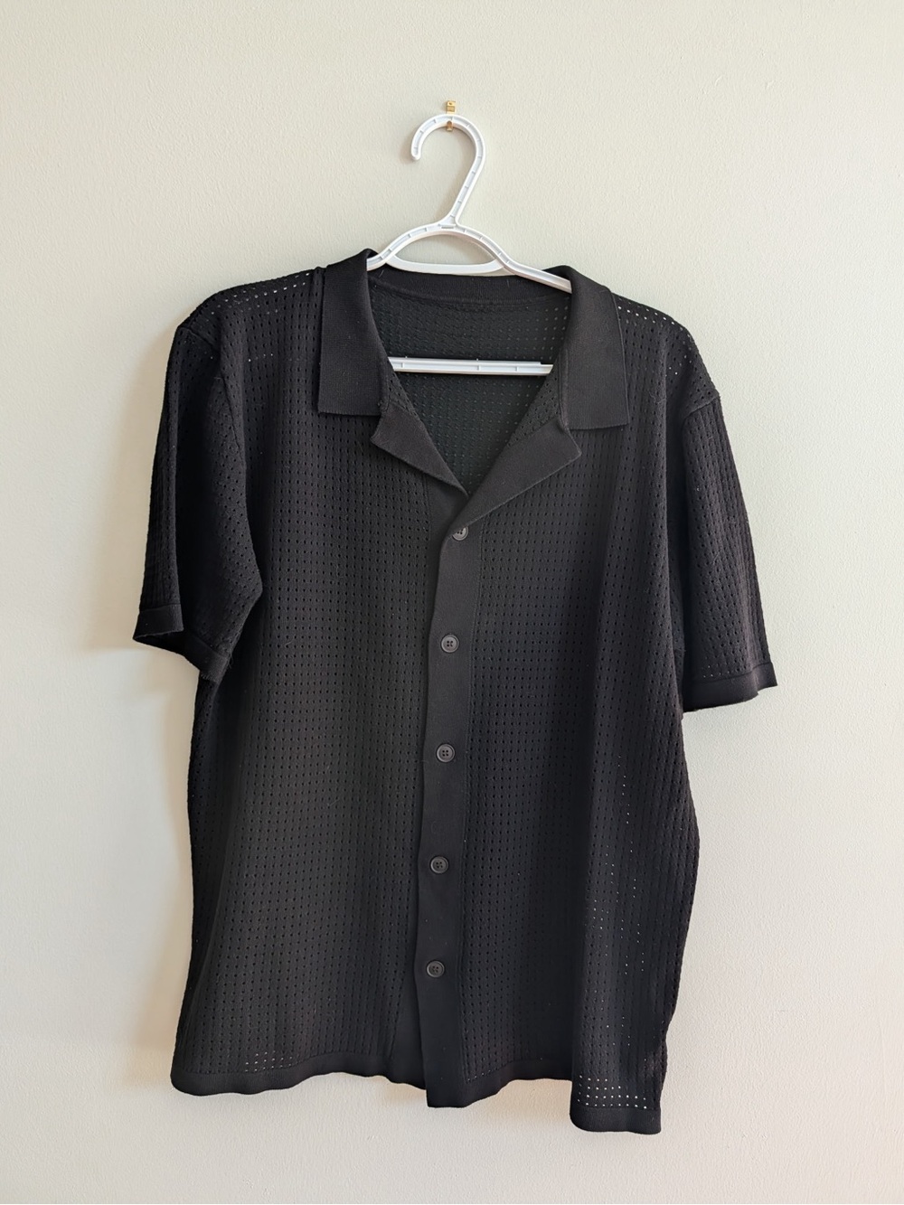 Men's Black Short-Sleeve Button Front Polo Shirt
